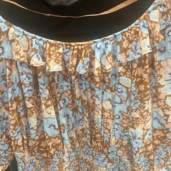 Free People -  Ruffled Sleeve & Neckline Blouse 100% Viscose zipper - Picture 15 of 16